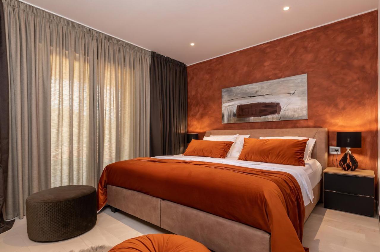 Luxury Villa Santa Cruz With Xl Pool And Jacuzzi Potpican Luaran gambar