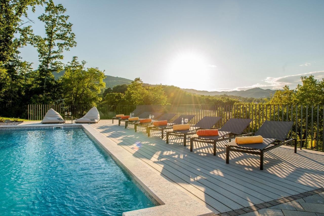 Luxury Villa Santa Cruz With Xl Pool And Jacuzzi Potpican Luaran gambar